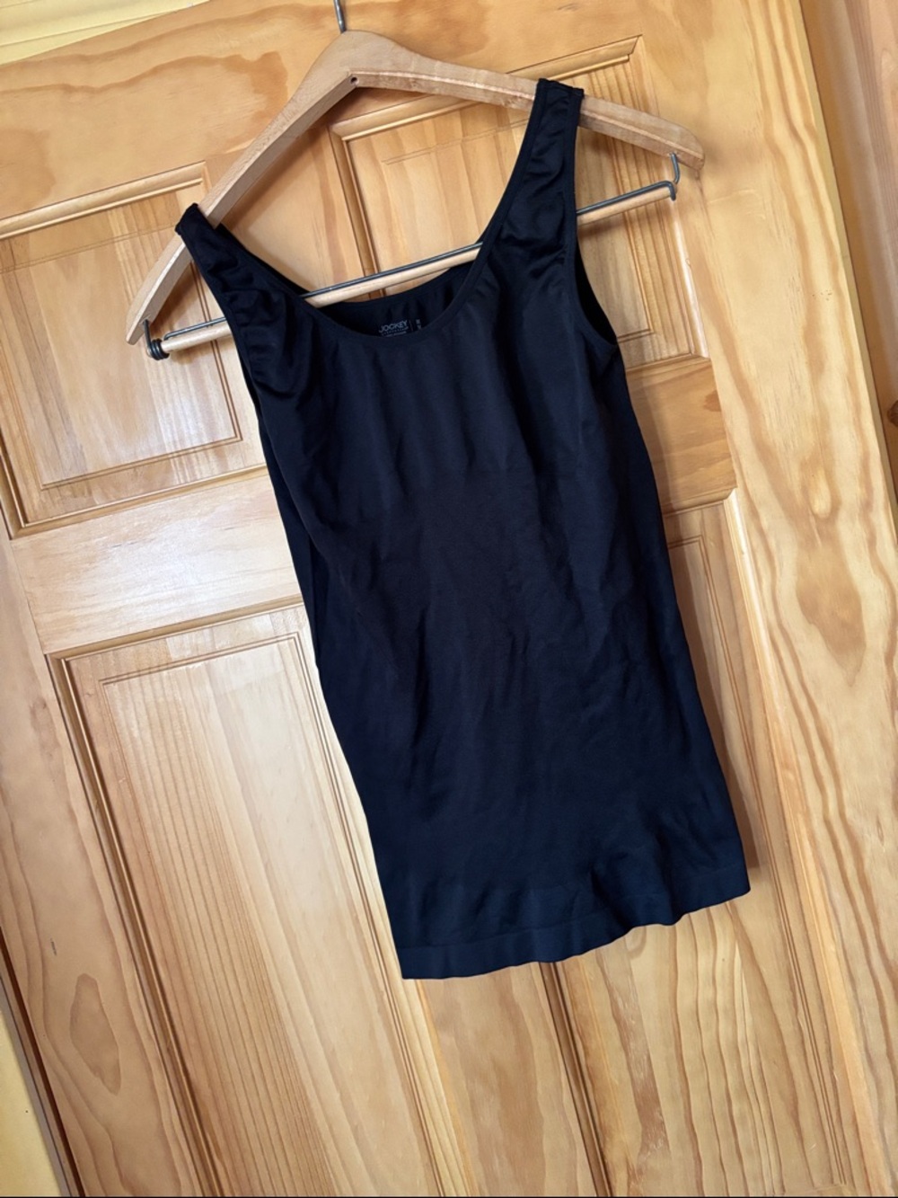 Black Women's shaping Tank Top - Classic Scoop Neck